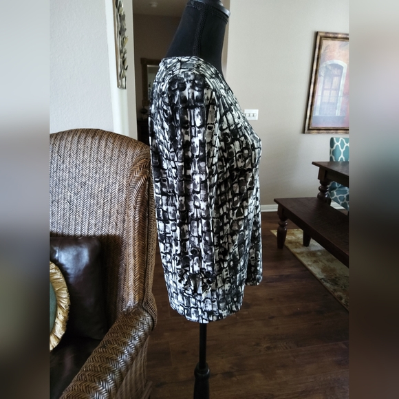 Chico's Ladies Tunic Top - Picture 7 of 9